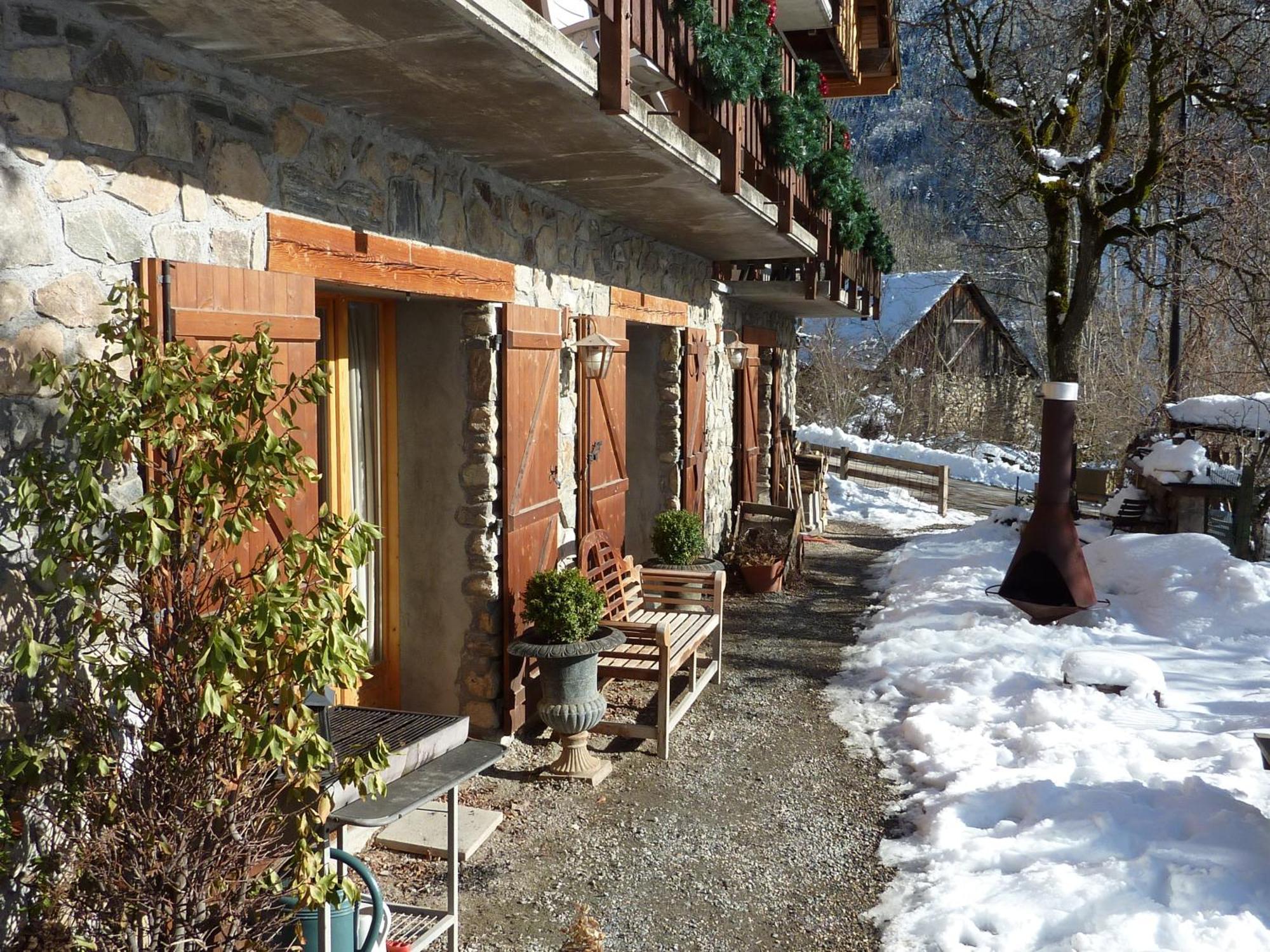 Chalet Solneige วูจานีย์ ภายนอก รูปภาพ