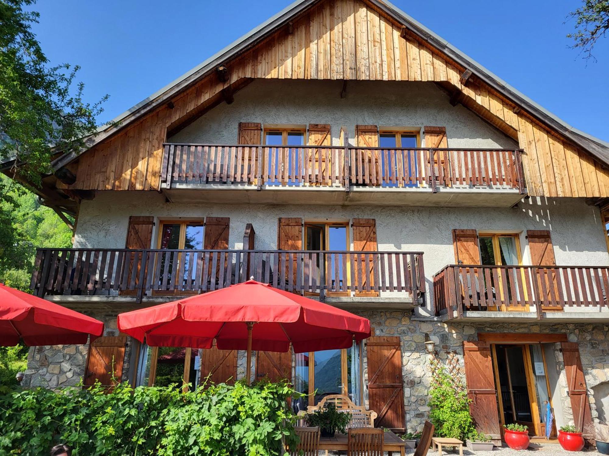 Chalet Solneige วูจานีย์ ภายนอก รูปภาพ