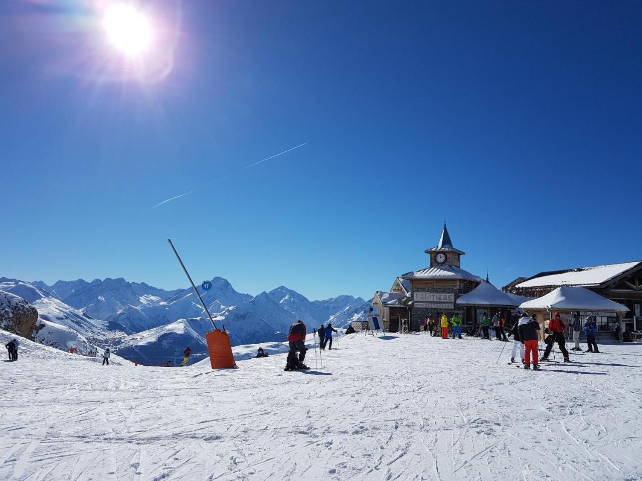 Chalet Solneige วูจานีย์ ภายนอก รูปภาพ