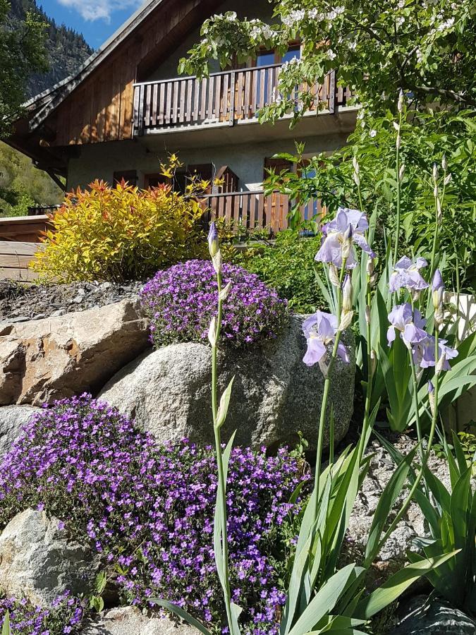 Chalet Solneige วูจานีย์ ภายนอก รูปภาพ
